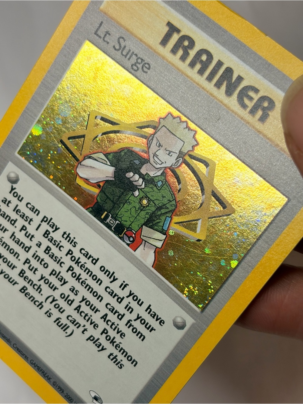 Pokemon Lt. Surge Trainer Holo Rare Gym Heroes 17/132 WOTC Vintage 2000 - Picture 2 of 7